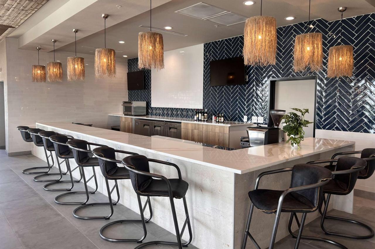 The Elm, A Ramada By Wyndham Hotel Little Elm ภายนอก รูปภาพ