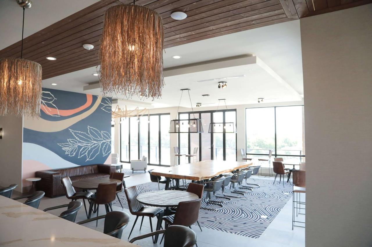 The Elm, A Ramada By Wyndham Hotel Little Elm ภายนอก รูปภาพ
