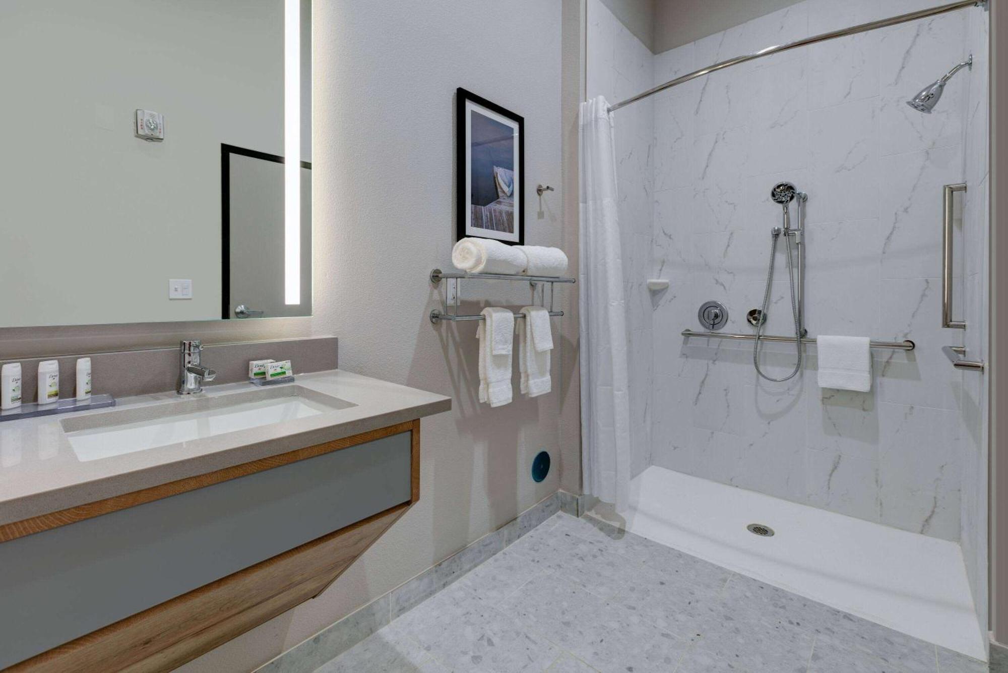 The Elm, A Ramada By Wyndham Hotel Little Elm ภายนอก รูปภาพ