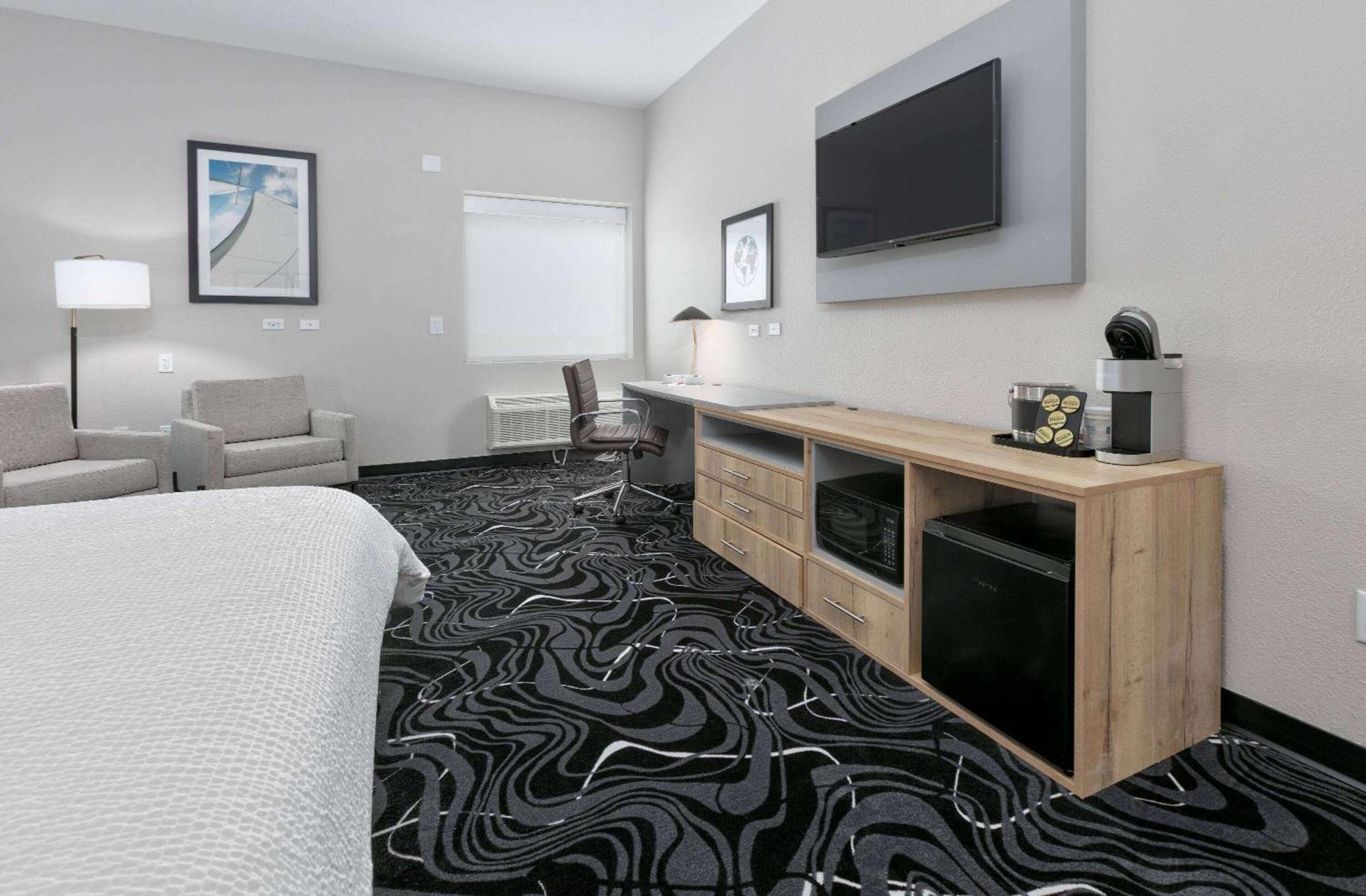 The Elm, A Ramada By Wyndham Hotel Little Elm ภายนอก รูปภาพ